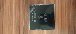 پریز هوشمند سه سوراخ وایفای wifi تویا درگاه تایپ c فست شارژر ۷۰ وات درگاه usb 3 , وایفای tuya